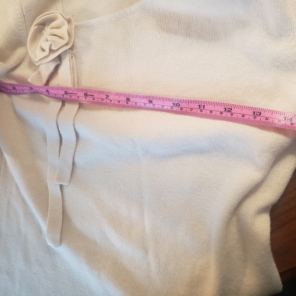 Ann Taylor Loft Wool Cream Blouse, Bow on Collar - Picture 13 of 14